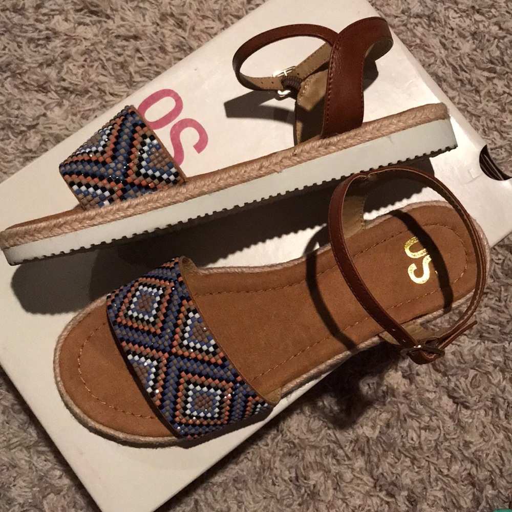 Brand new SO brand sandals size 6 1/2 - Picture 2 of 3
